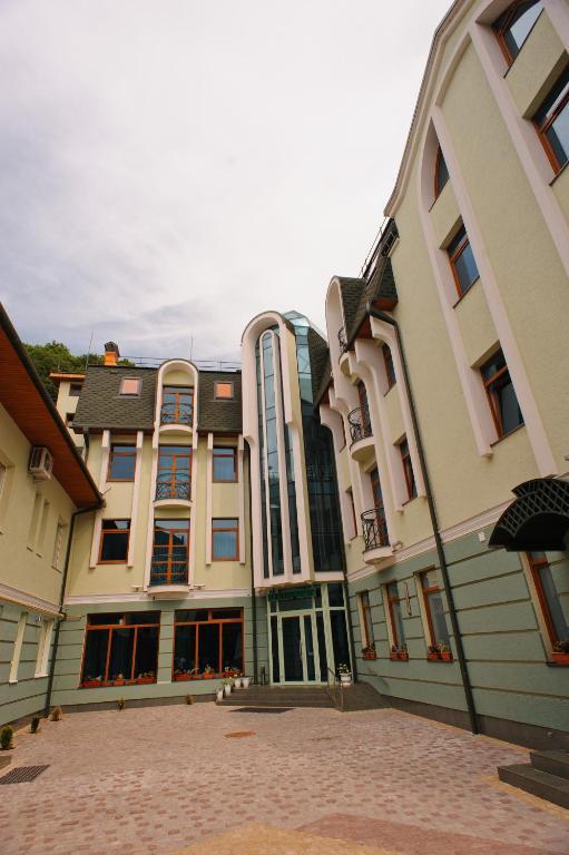 Karpaty Hotel Hust Exterior foto